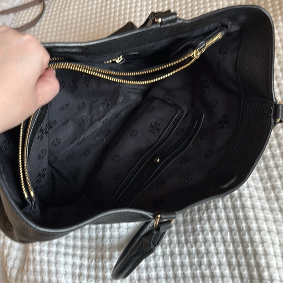Tory Burch Leather Tote Bag - Picture 3 of 7